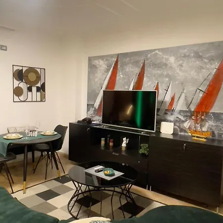 Lita House - 2 Bedroom *