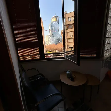 Lita House - 2 Bedroom 地拉那