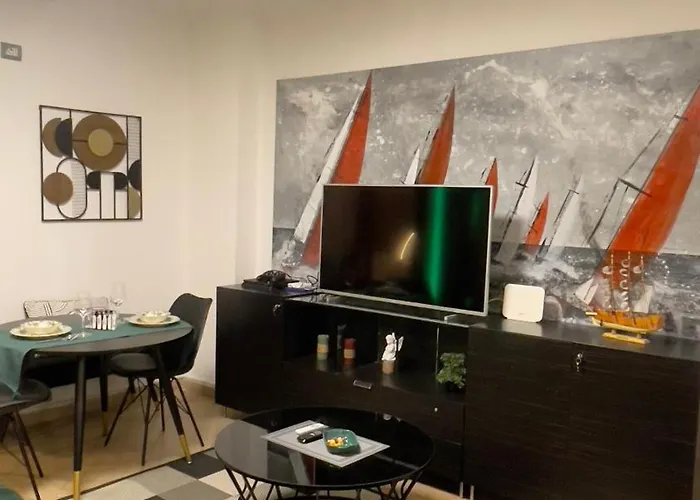 Lita House - 2 Bedroom *